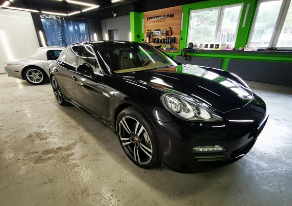 Porsche Panamera cena 169740 przebieg: 55000, rok produkcji 2010 z Piaseczno małe 154